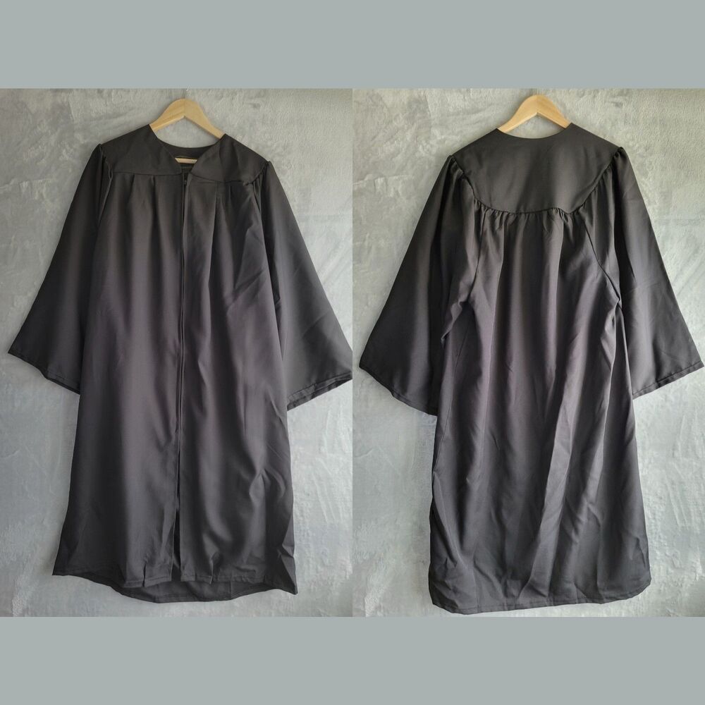 OAK HALL Black GreenWeaver Graduation Gown 5'6" to 5'8" Recycled *No Cap